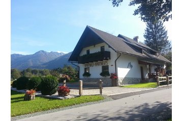 Slovenia Chata Ribčev Laz, Exterior